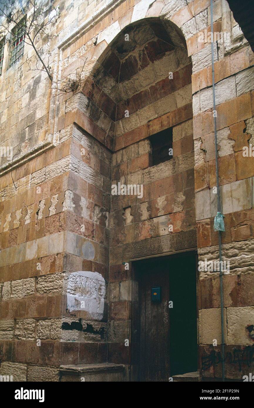 Portal de entrada de Arghuniyya madrasa, Jerusalén, Palestina Foto de stock