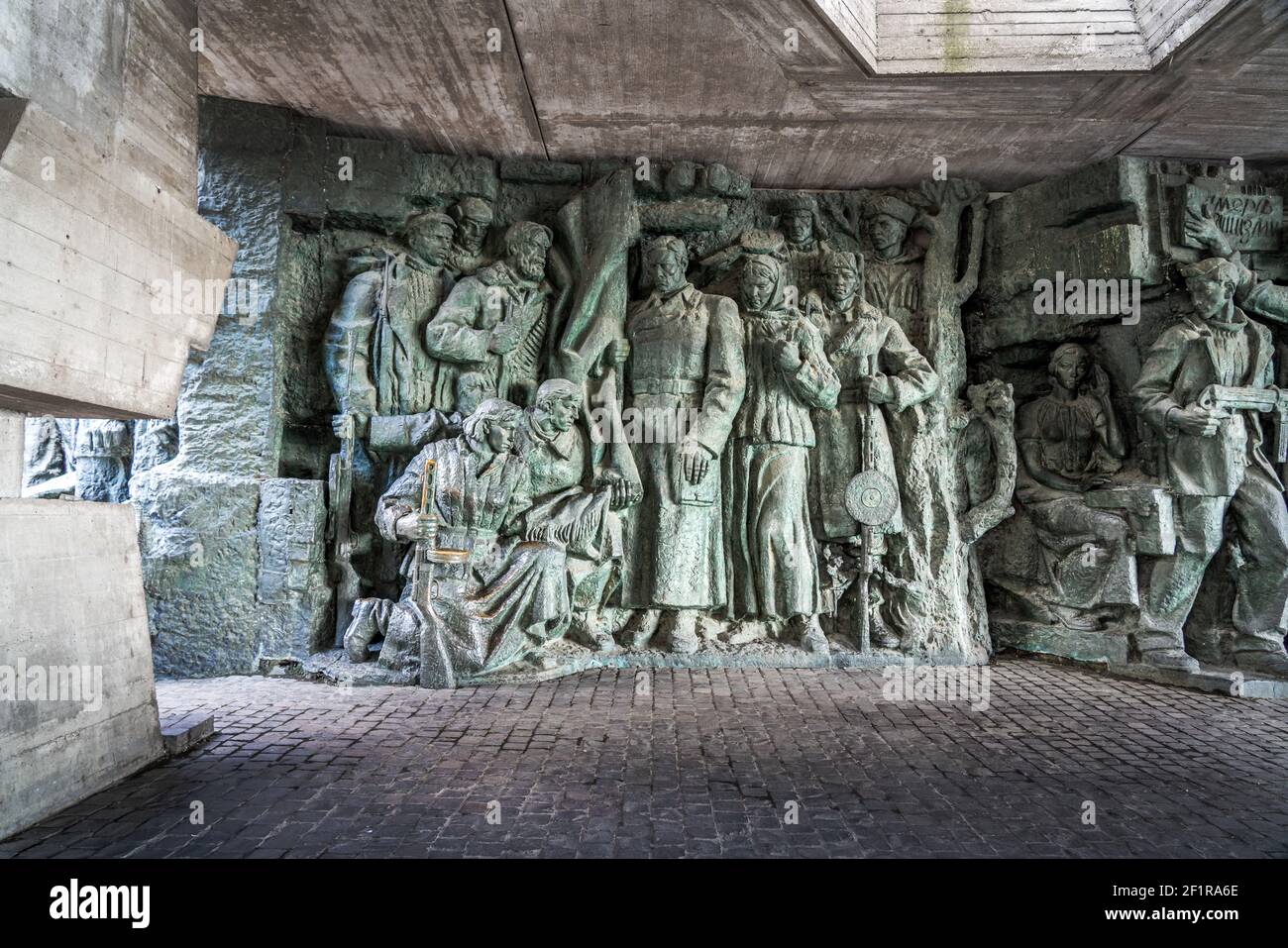 Galería de esculturas en el Museo Nacional de la Historia de Ucrania en el complejo Memorial de la Segunda Guerra Mundial - Kiev, Ucrania Foto de stock