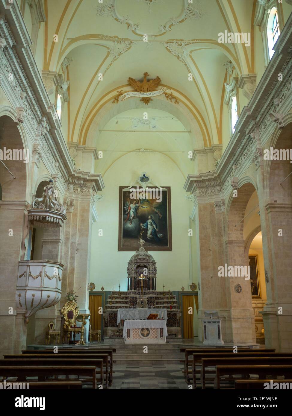 Interior de Chiesa dell'Annunziata, Palazzolo Acreide Foto de stock