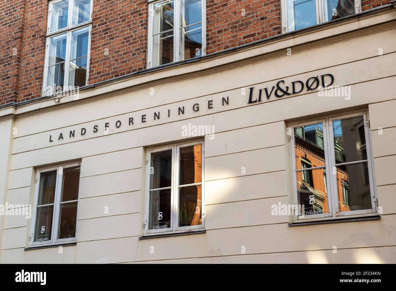 La Asociación Nacional para la vida y la muerte (Landsforeningen Liv & Død) en Copenhague es una organización humanitaria sin fines de lucro. Su propósito es el de WO Foto de stock