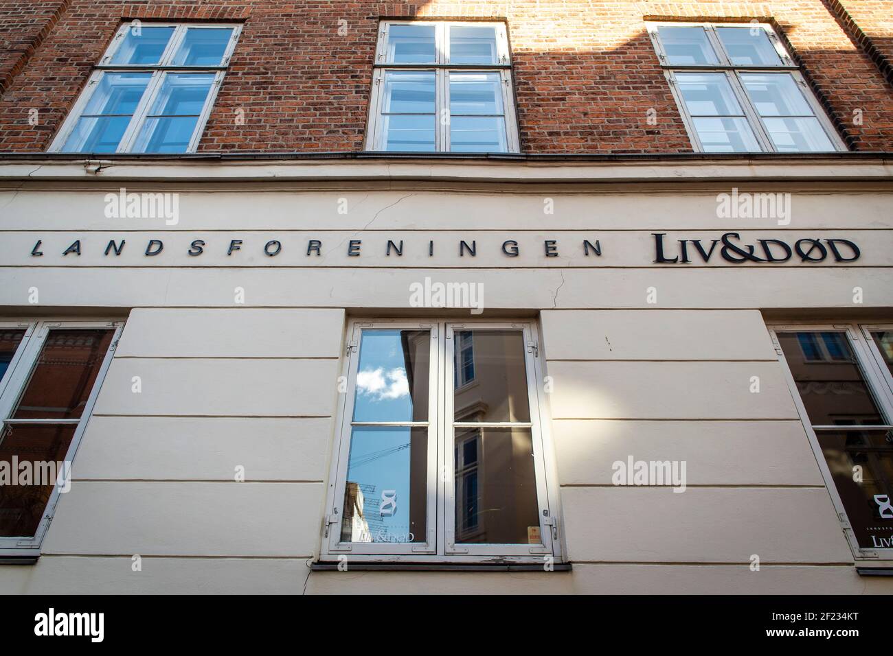 La Asociación Nacional para la vida y la muerte (Landsforeningen Liv & Død) en Copenhague es una organización humanitaria sin fines de lucro. Su propósito es el de WO Foto de stock