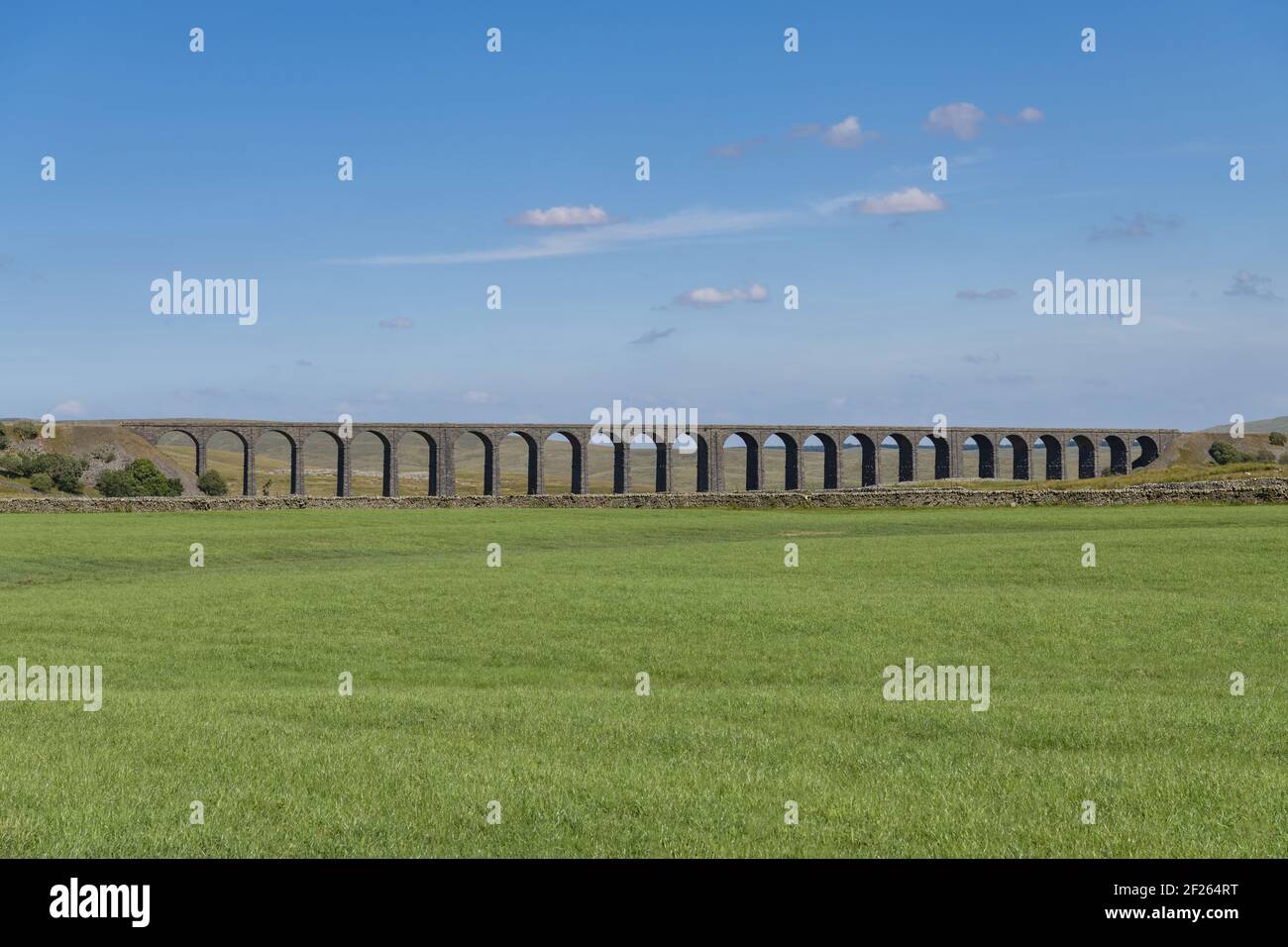 Ribblehead Viaduct, Yorkshire, Inglaterra Foto de stock