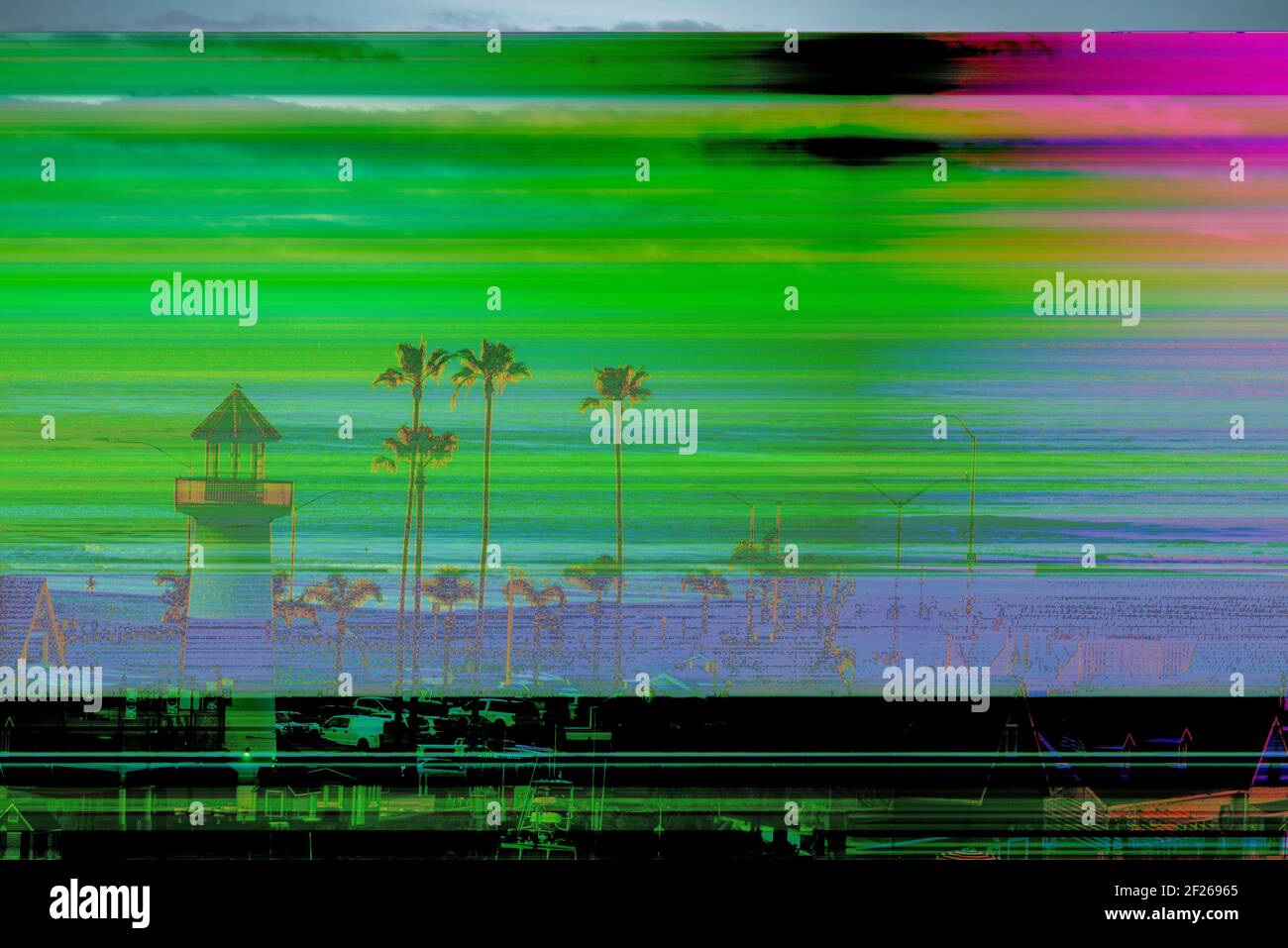 La imagen digital corrupta muestra una línea horizontal, una imagen descolorida con varios colores. Foto de stock