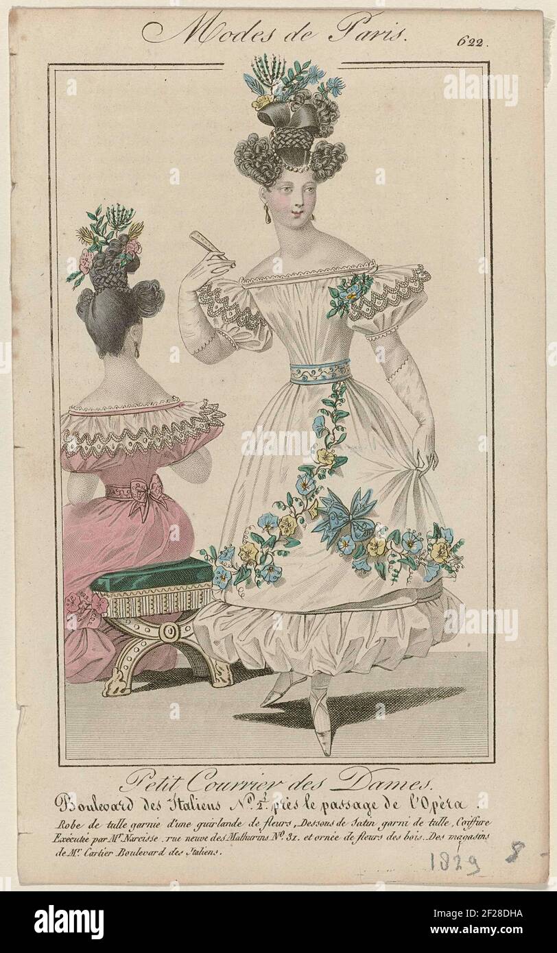 Petit Courrier des Dames, 1829, no 622 : bata de tulle garnie d'une  guirland (...).Mujer de pie vestida con una persecución de tul decorado con  guirland de flores, incluyendo una falda de