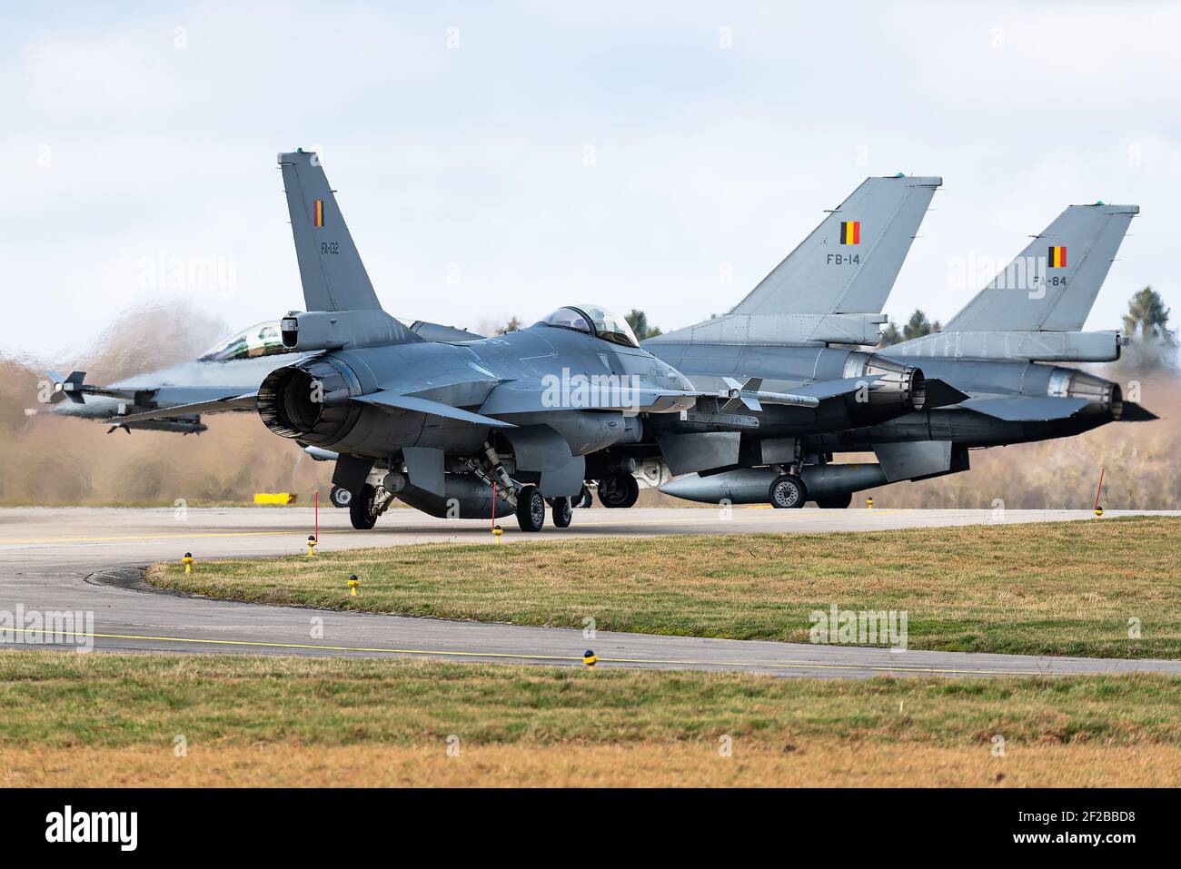 Un avión de combate Lockheed F-16 de la Fuerza Aérea belga en la base Aérea de Florennes. El F-16 es un avión de combate multifunción de un solo motor. Foto de stock