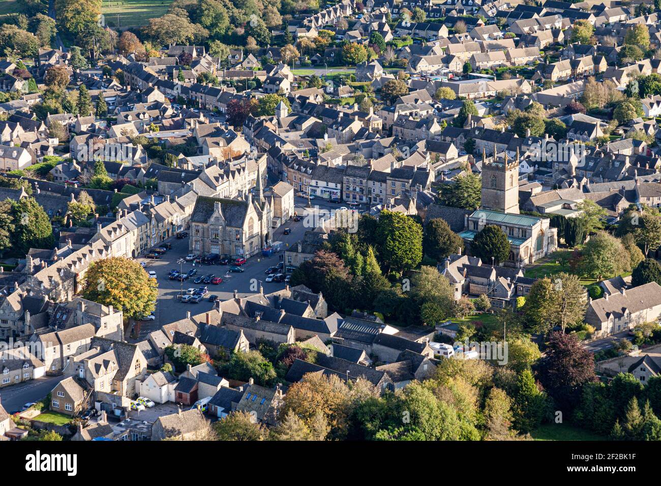 Una vista aérea de la ciudad de Stow en el Wold, Gloucestershire, Reino Unido Foto de stock