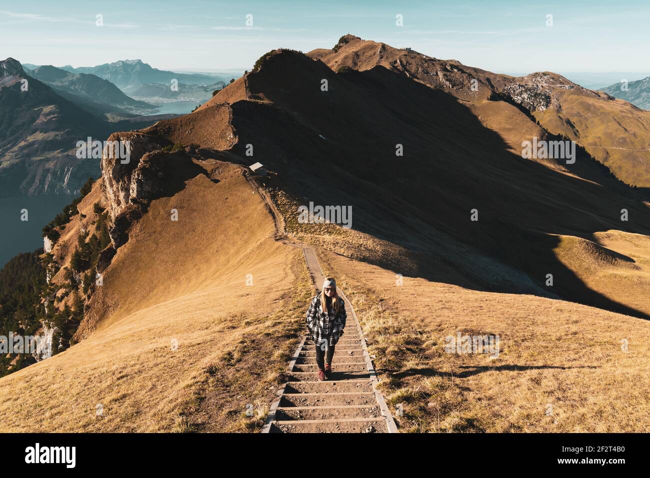 Herbst GRATWANDERUNG KLINGENSTOCK nach FRONALPSTOCK - Stoos (Schwyz) - Schweiz Foto de stock