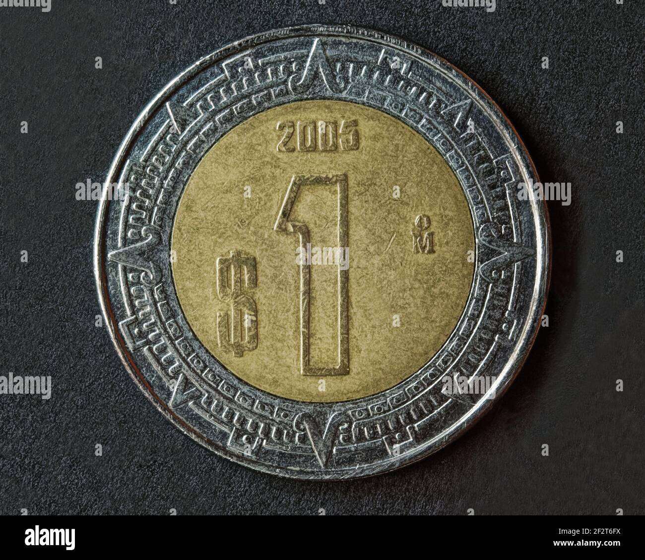 Foto 1 moneda mexicana de peso, año 2005,Estados Unidos Mexicanos