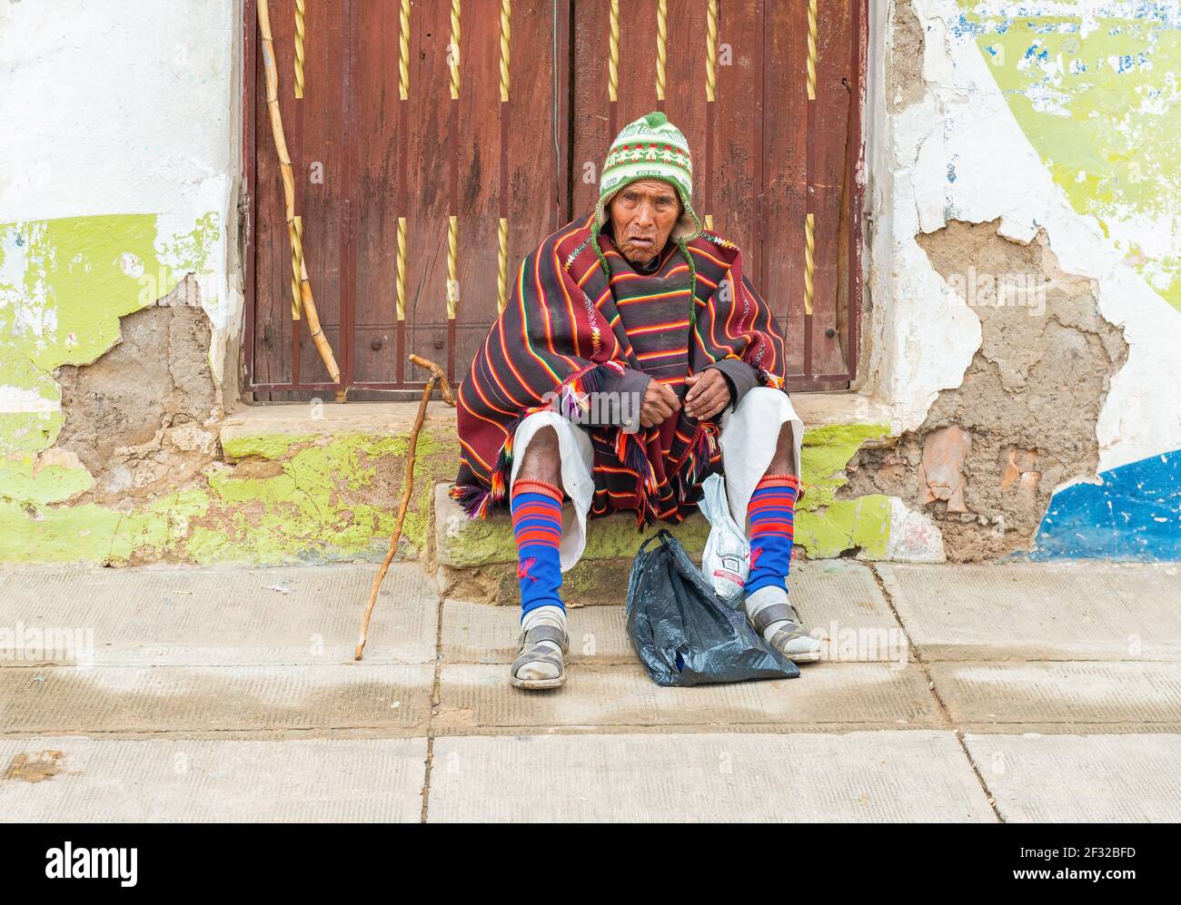 Bolivia ropa hombre sale