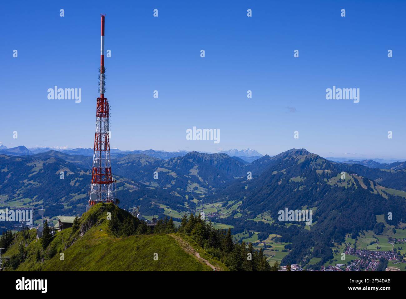 Geografía / viajes, Alemania, Baviera, torre de transmisión de la transmisión bávara, Gruenten, 1738m, Valle de Iller, Allgaeu Alpes, , Libertad de Panorama Foto de stock