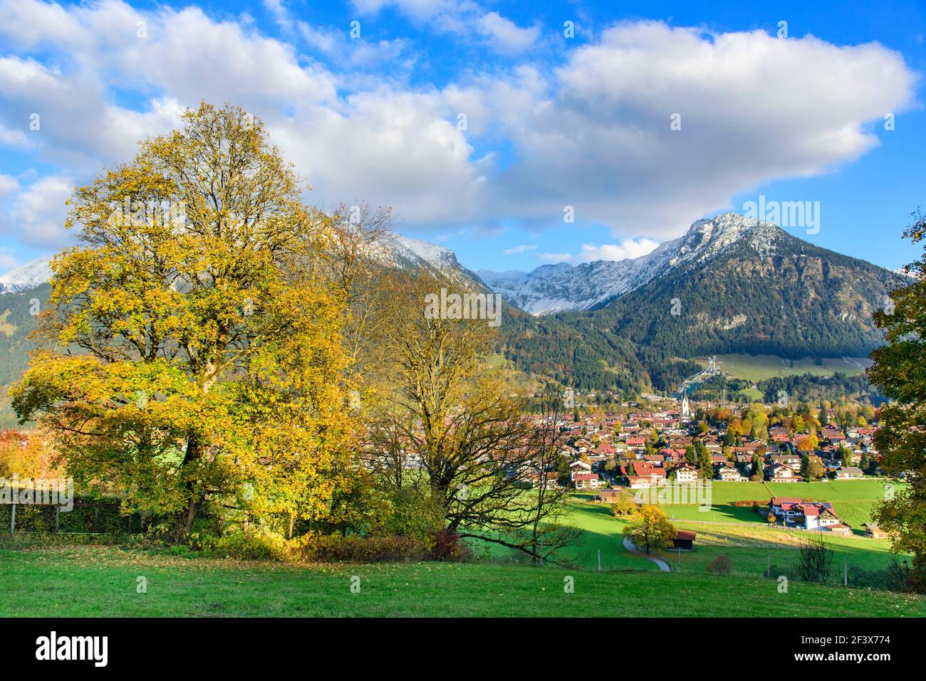 Vista otoñal a Oberstdorf Foto de stock