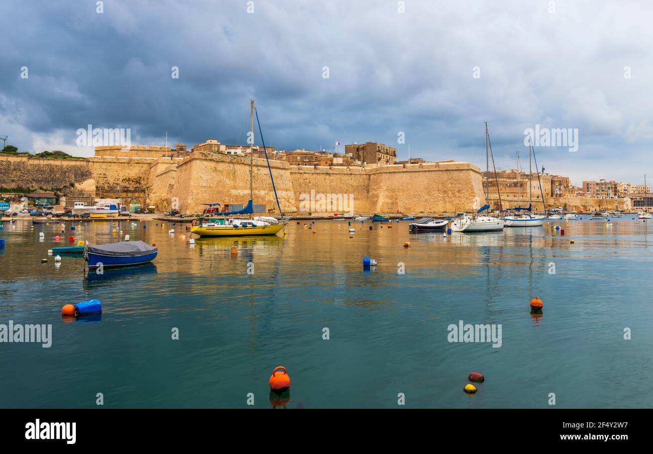 Fuerte Saint Angelo en Vittoriosa o Birgu, en Senglea, cerca de Valletta, en la isla de Malta Foto de stock