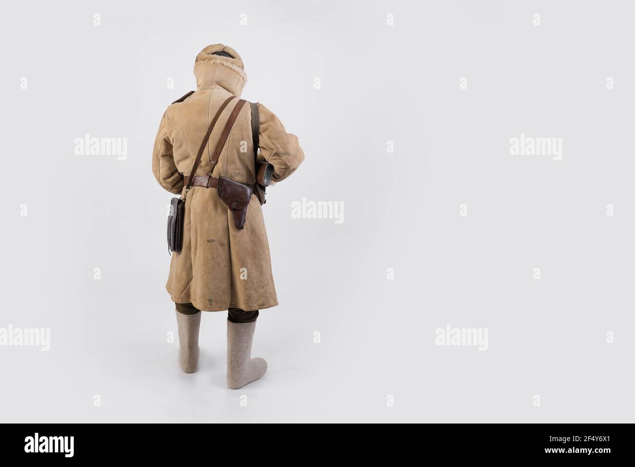 Abrigo Militar Soviético Vintage Fotos e Imágenes de stock - Página 3 -  Alamy