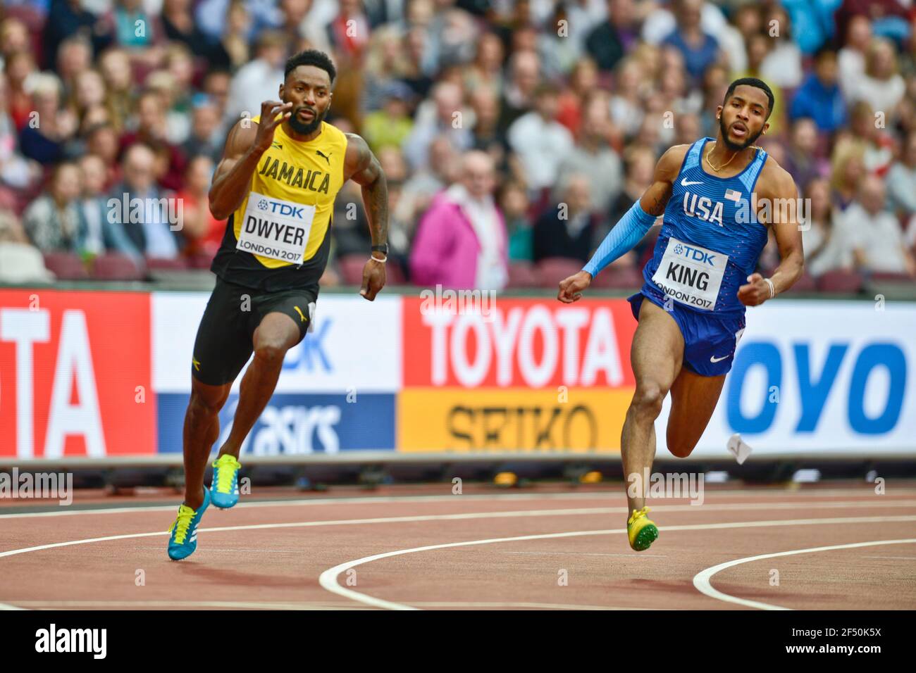 Rasheed Dwyer (Jamaica), Kyree King (EE.UU.). 200 metros hombres, calienta. Campeonato Mundial de la IAAF Londres 2017 Foto de stock
