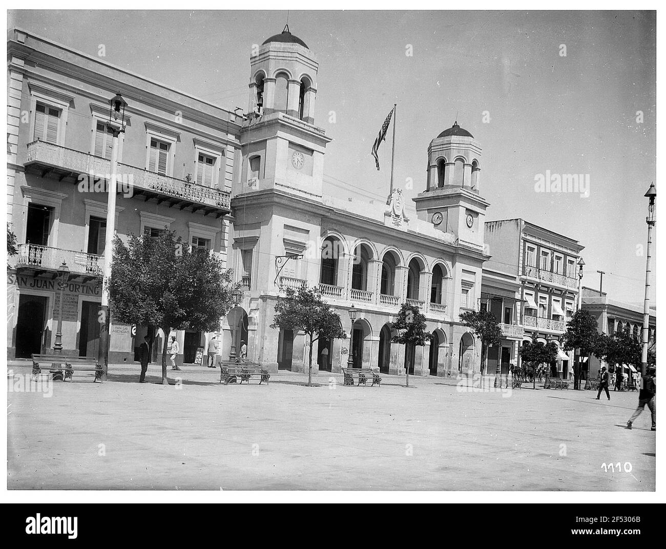 San Juan, Puerto Rico. Fachadas de la casa en la plaza del mercado, en