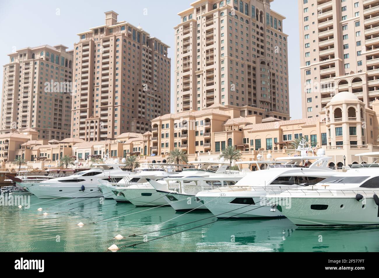 estoy de acuerdo con martes Parásito La Perla, Doha, Qatar Fotografía de stock - Alamy