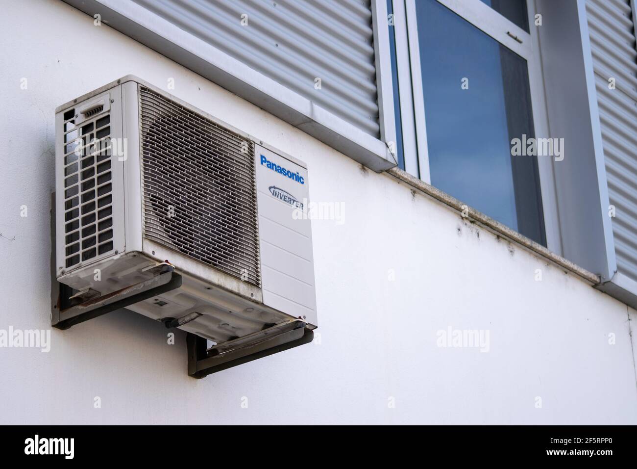 Equipos de refrigeración y calefacción de unidades de aire acondicionado  Fotografía de stock - Alamy