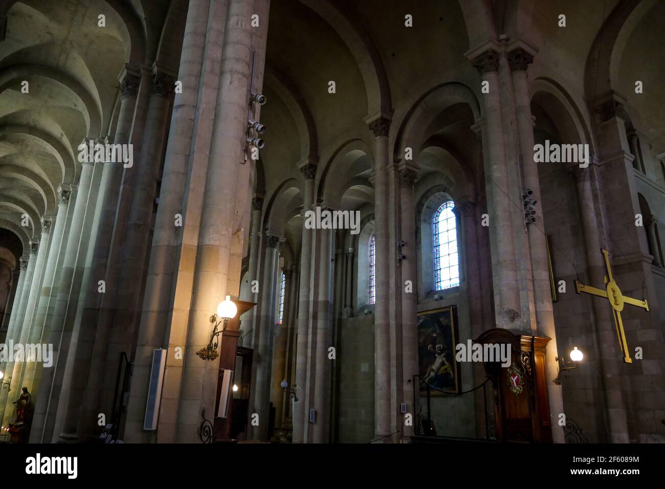 Catedral de valencia interior fotografías e imágenes de alta resolución