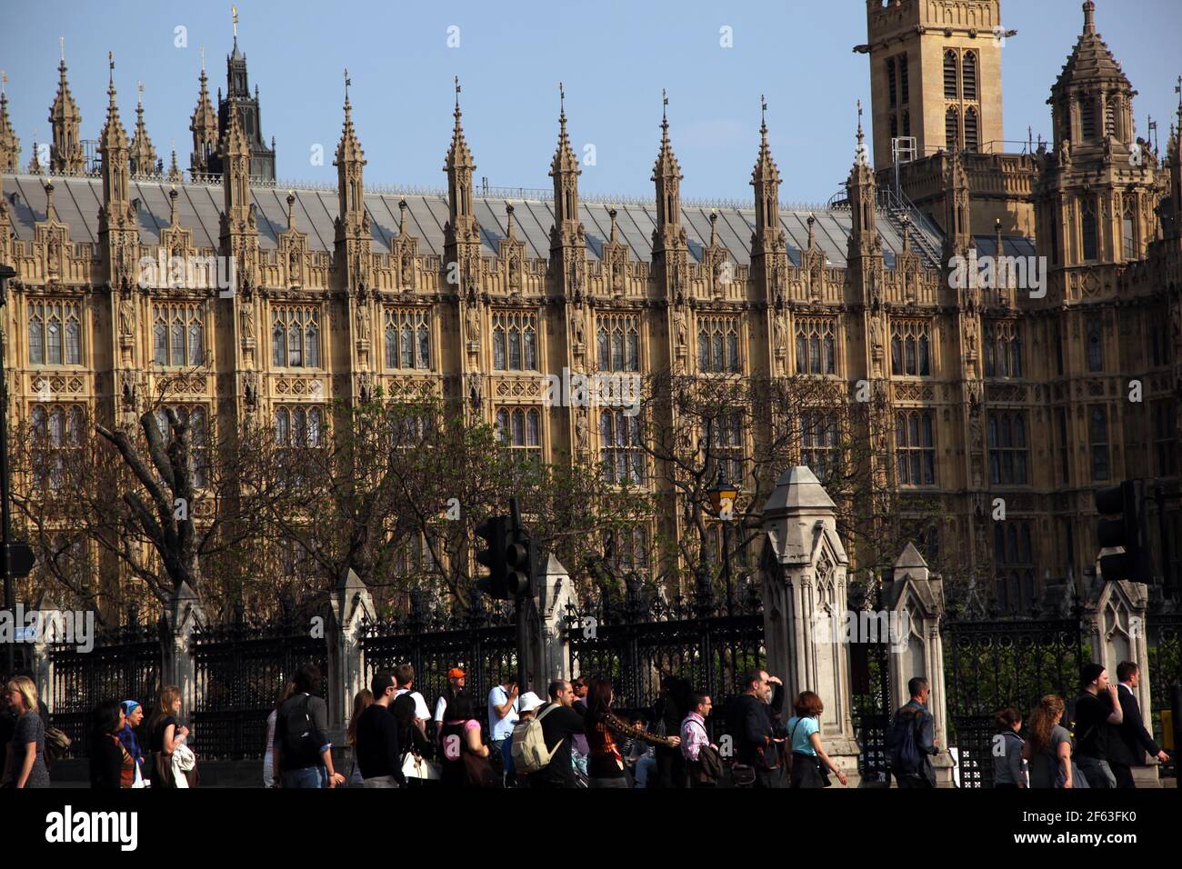 Visita big ben y las casas del parlamento fotografías e imágenes de alta  resolución - Página 2 - Alamy