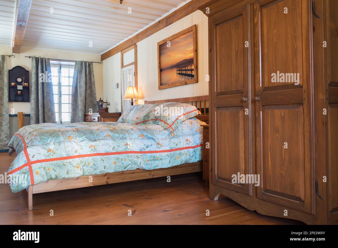 modelo Armario  Ropero de madera, Muebles de dormitorio rústicos, Diseños  de camas de madera