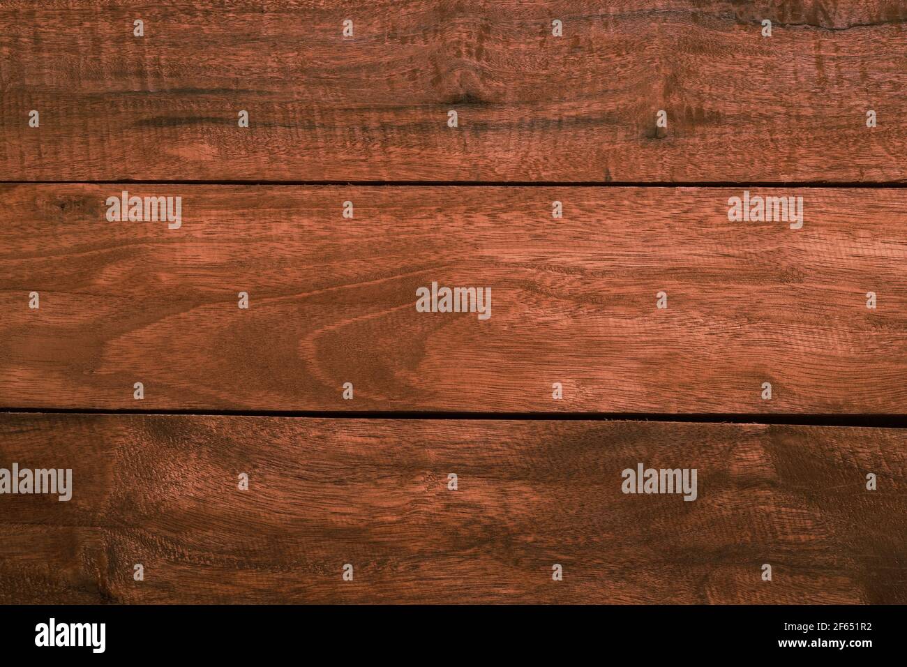 Los tablones de madera marrón texturan un fondo de alta calidad hecho de  natural oscuro para