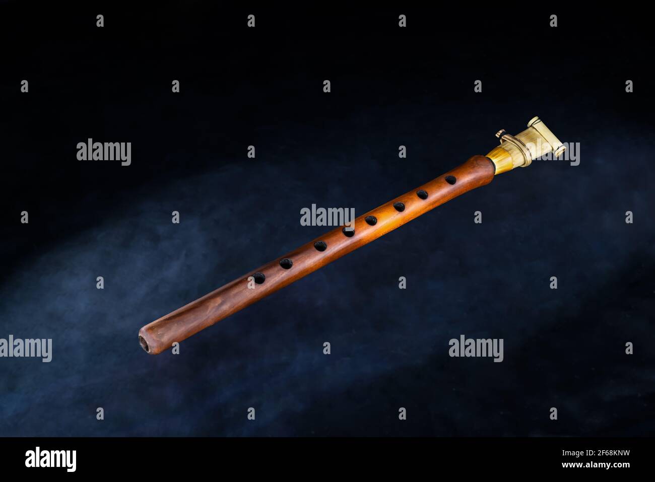 Instrumento musical de doble caña fotografías e imágenes de alta resolución  - Alamy