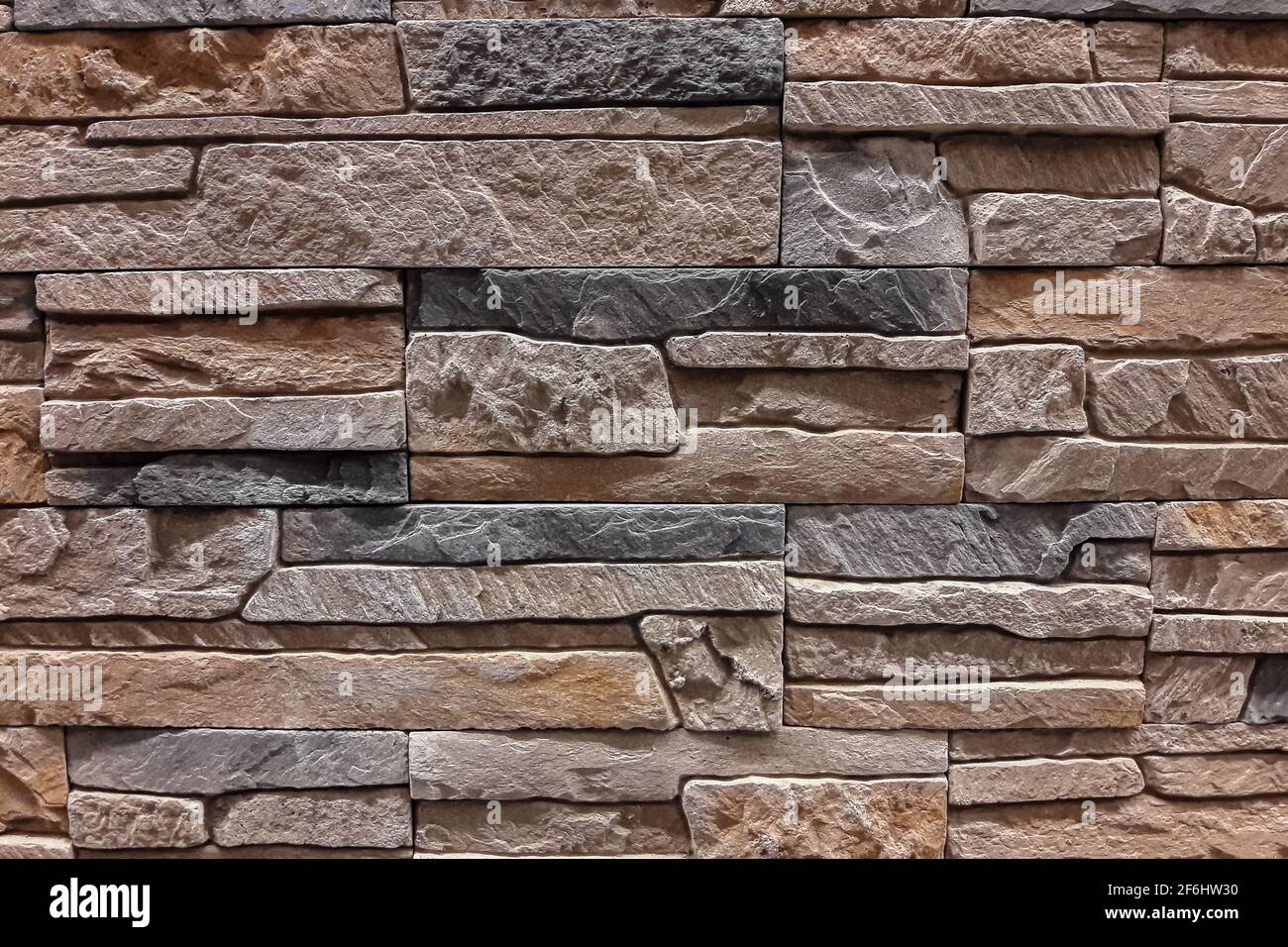 Casa de pared hecha de piedra natural fotografías e imágenes de alta  resolución - Alamy