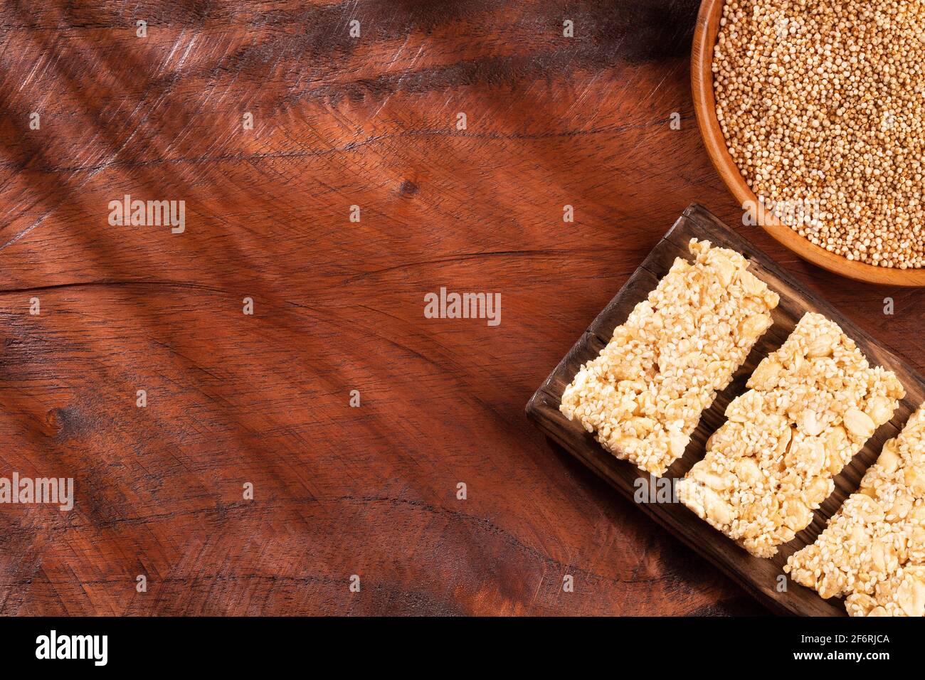 Semillas de amaranto con barras de cereal - Amaranthus Fotografía de stock  - Alamy