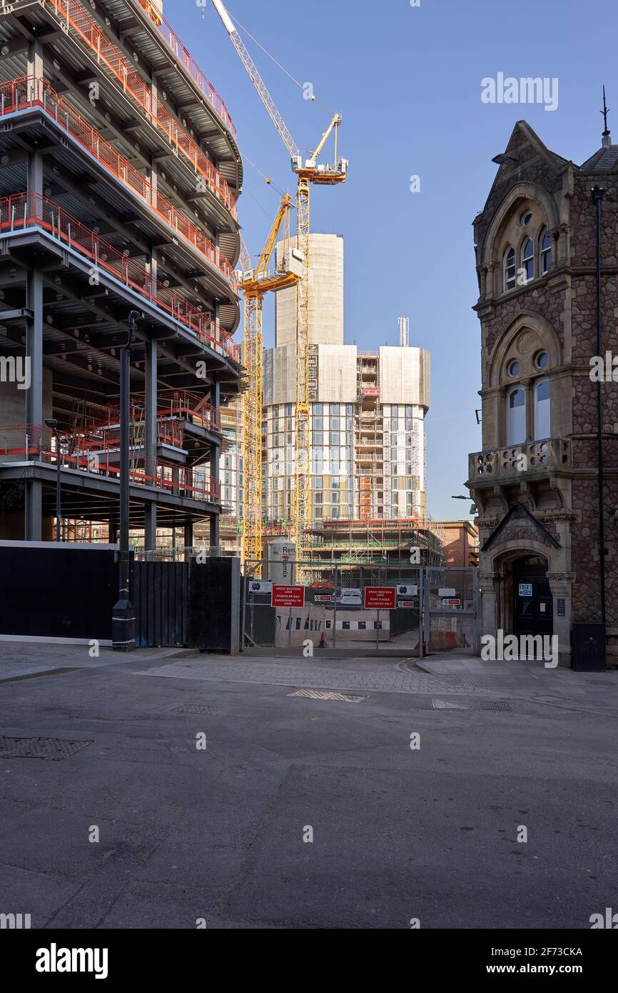 Construcción de un nuevo aparcamiento de varios pisos en Central Square, Cardiff, Gales del Sur Foto de stock