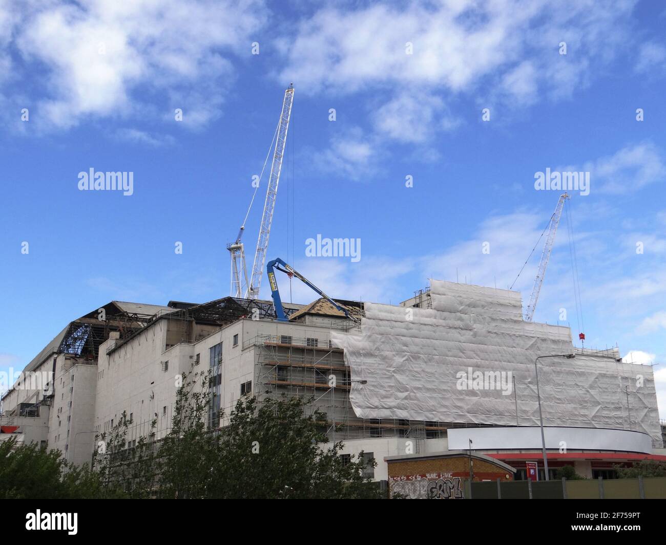 Demoliendo el dos centro de exposiciones de Earl's Court en Londres, Reino Unido Foto de stock