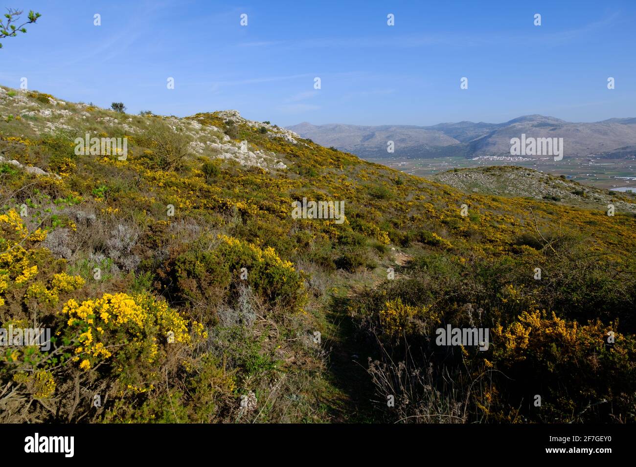 Senderismo La Cuna ruta sobre el paso Zafarraya entre Andalucía y Granada, España, Europa Foto de stock