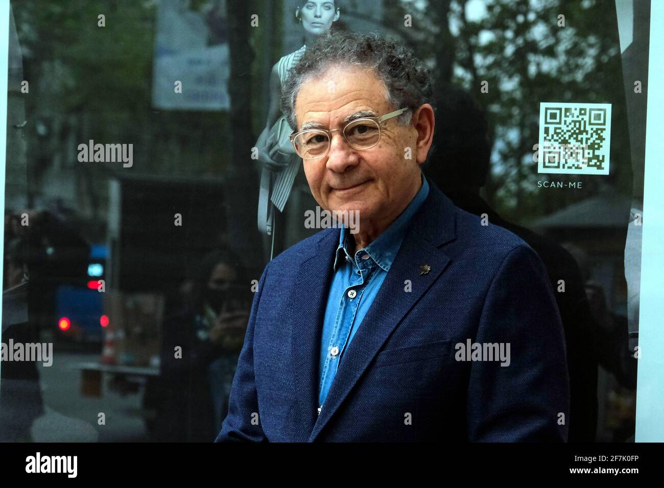 Madrid, España. 08th de Abr de 2021. El diseñador Roberto Verino abre la  Semana de la Moda en Madrid con la presentación de su colección Primavera- Verano, 8 de abril de 2020 Crédito: