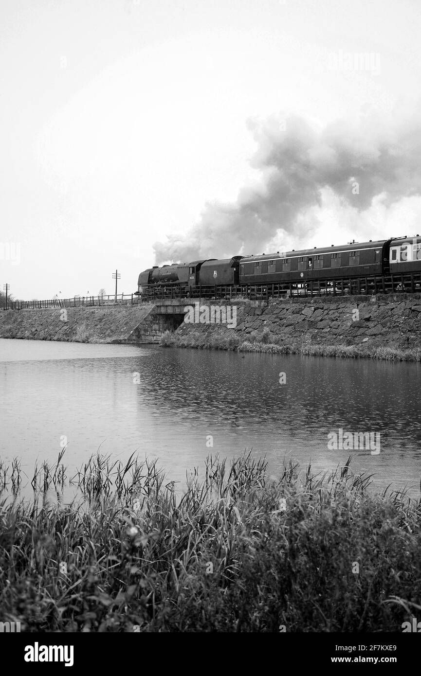 Antiguo ferrocarril midland Imágenes de stock en blanco y negro - Alamy