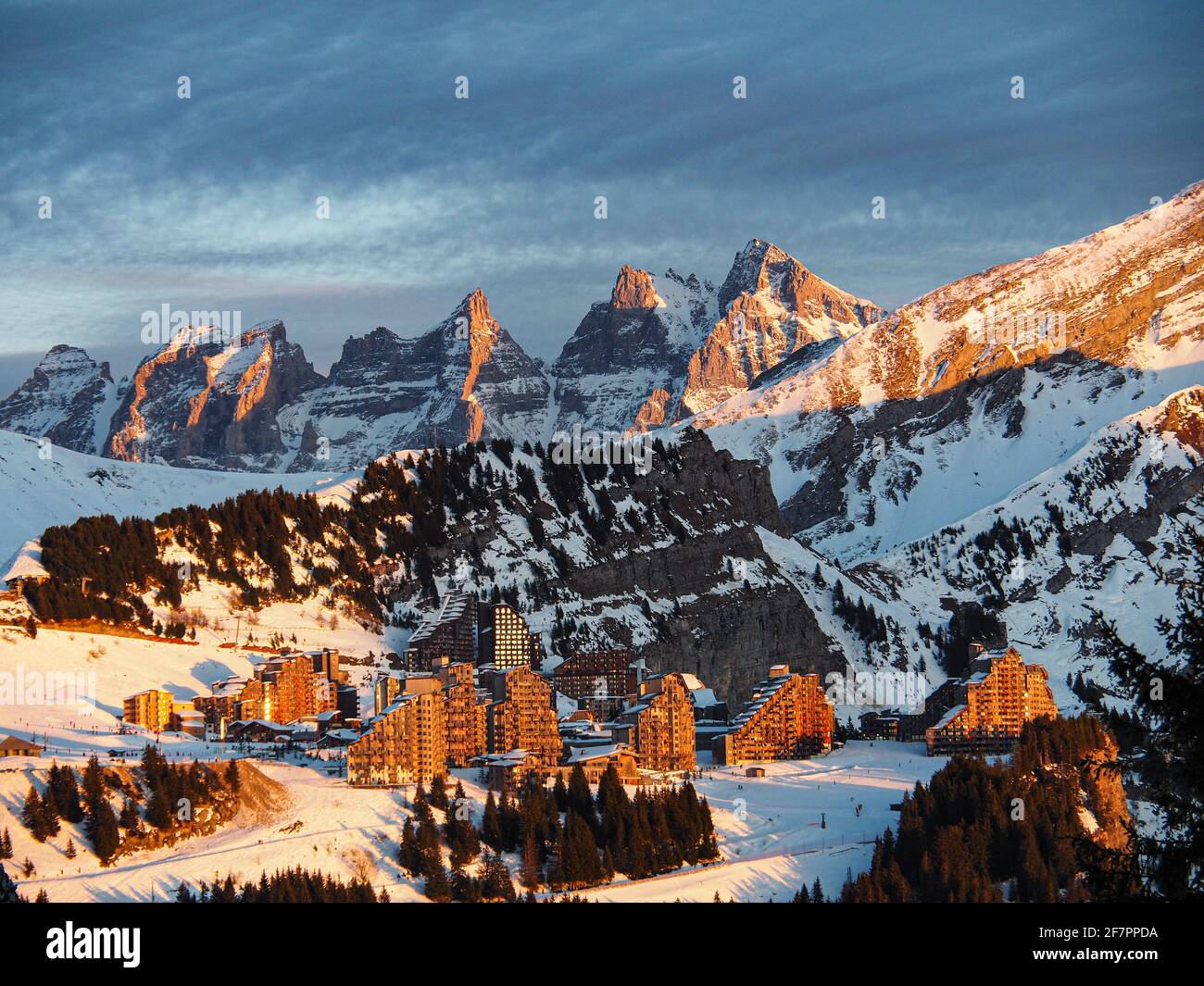 Jean marc roques fotografías e imágenes de alta resolución - Alamy