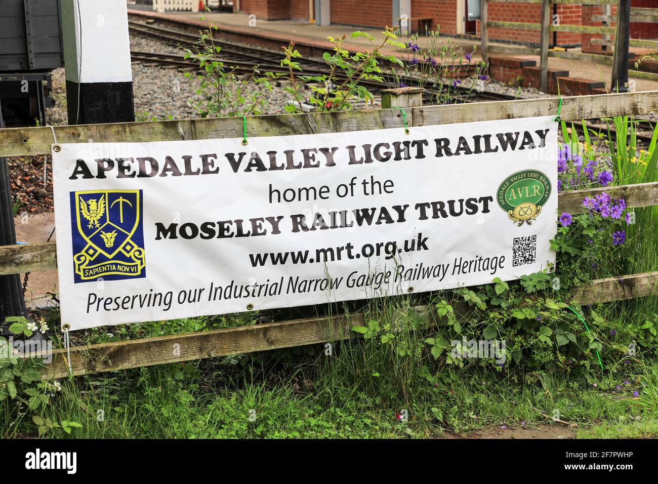 Tren ligero de vía estrecha de Apedale Valley, Stoke on Trent, Staffordshire, Inglaterra, Reino Unido Foto de stock