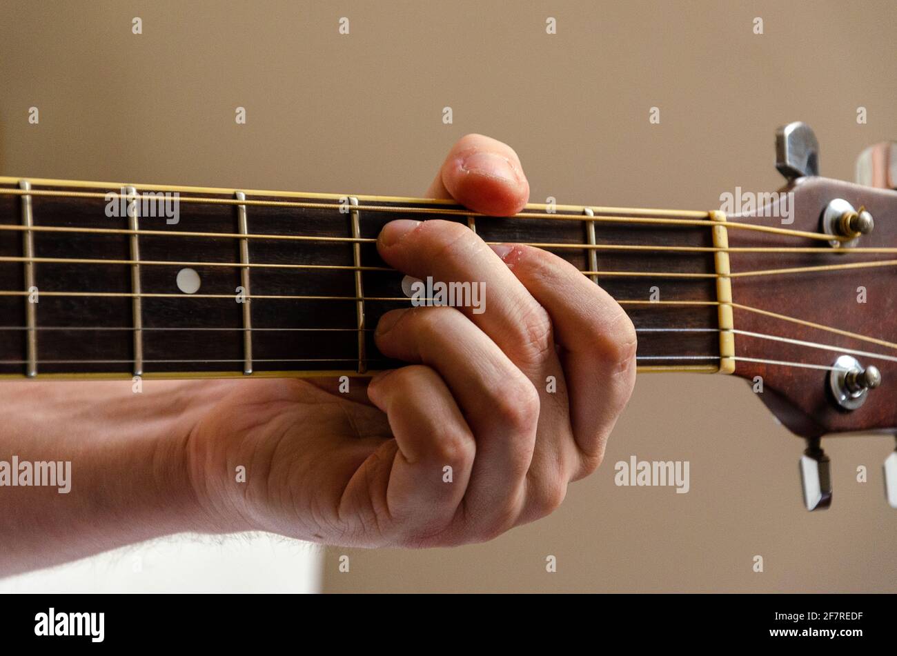 constructor hierba once Guitar tabs fotografías e imágenes de alta resolución - Alamy
