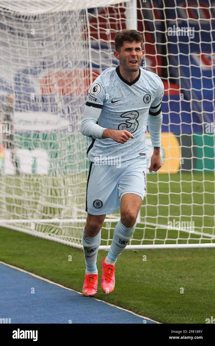 Londres, Reino Unido. 10th de Abr de 2021. Christian Pulisic de Chelsea marca 0-2 durante el partido de la Premier League entre Crystal Palace y Chelsea en Selhurst Park, Londres, Inglaterra, el 10 de abril de 2021. Foto de Ken Sparks. Sólo para uso editorial, se requiere licencia para uso comercial. No se puede utilizar en apuestas, juegos o publicaciones de un solo club/liga/jugador. Crédito: UK Sports Pics Ltd/Alamy Live News Foto de stock