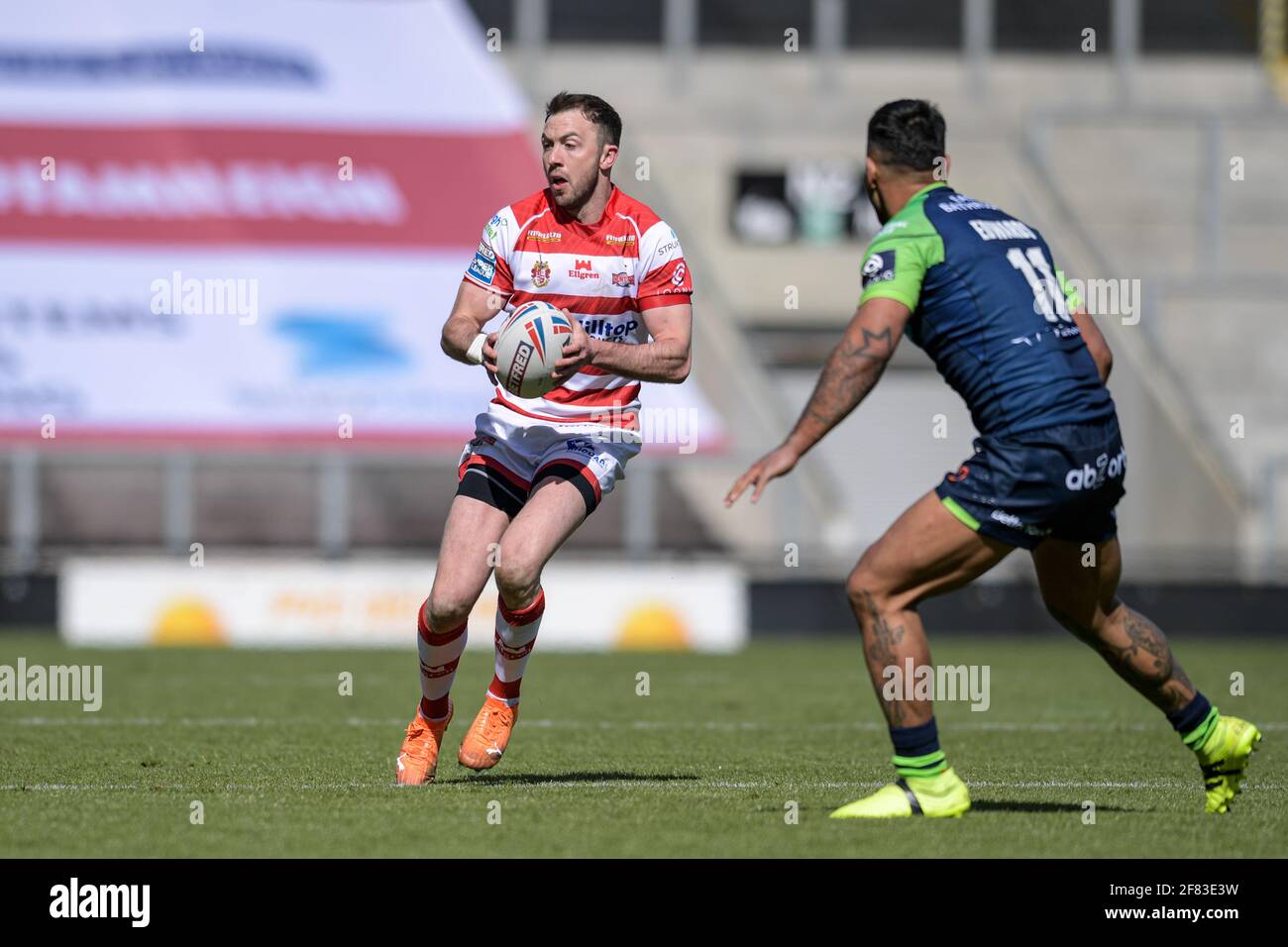 Leigh, Reino Unido. 11th de Abr de 2021. Ryan Brierley (1) de Leigh Centurions corre con el balón en Leigh, Reino Unido el 4/11/2021. (Foto de Simon Whitehead/News Images/Sipa USA) Crédito: SIPA USA/Alamy Live News Foto de stock