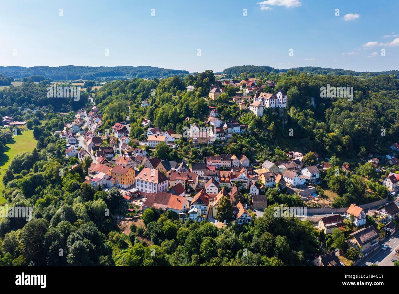Castillo de Egloffstein, Egloffstein, Valle de Trubach, imagen de drone, Franconia Suiza, Alta Franconia, Franconia, Baviera, Alemania Foto de stock