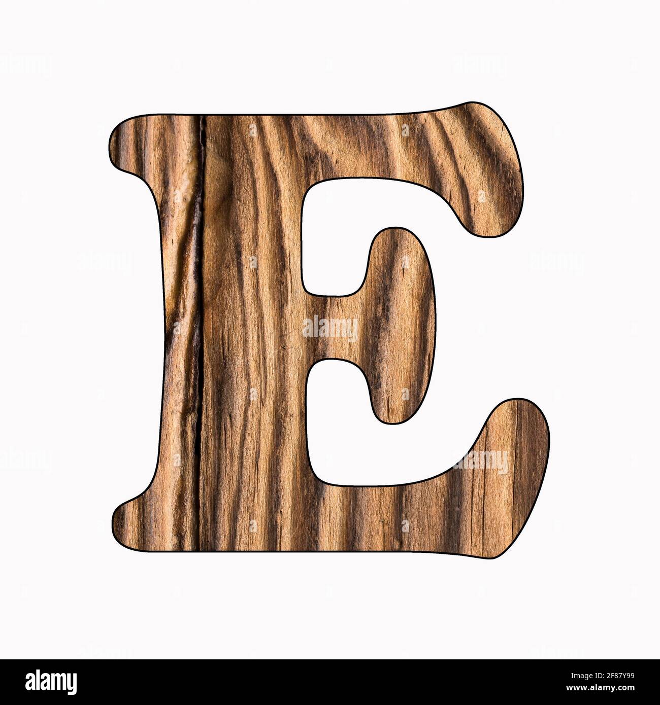 E, letra rústica del alfabeto de madera sobre fondo blanco