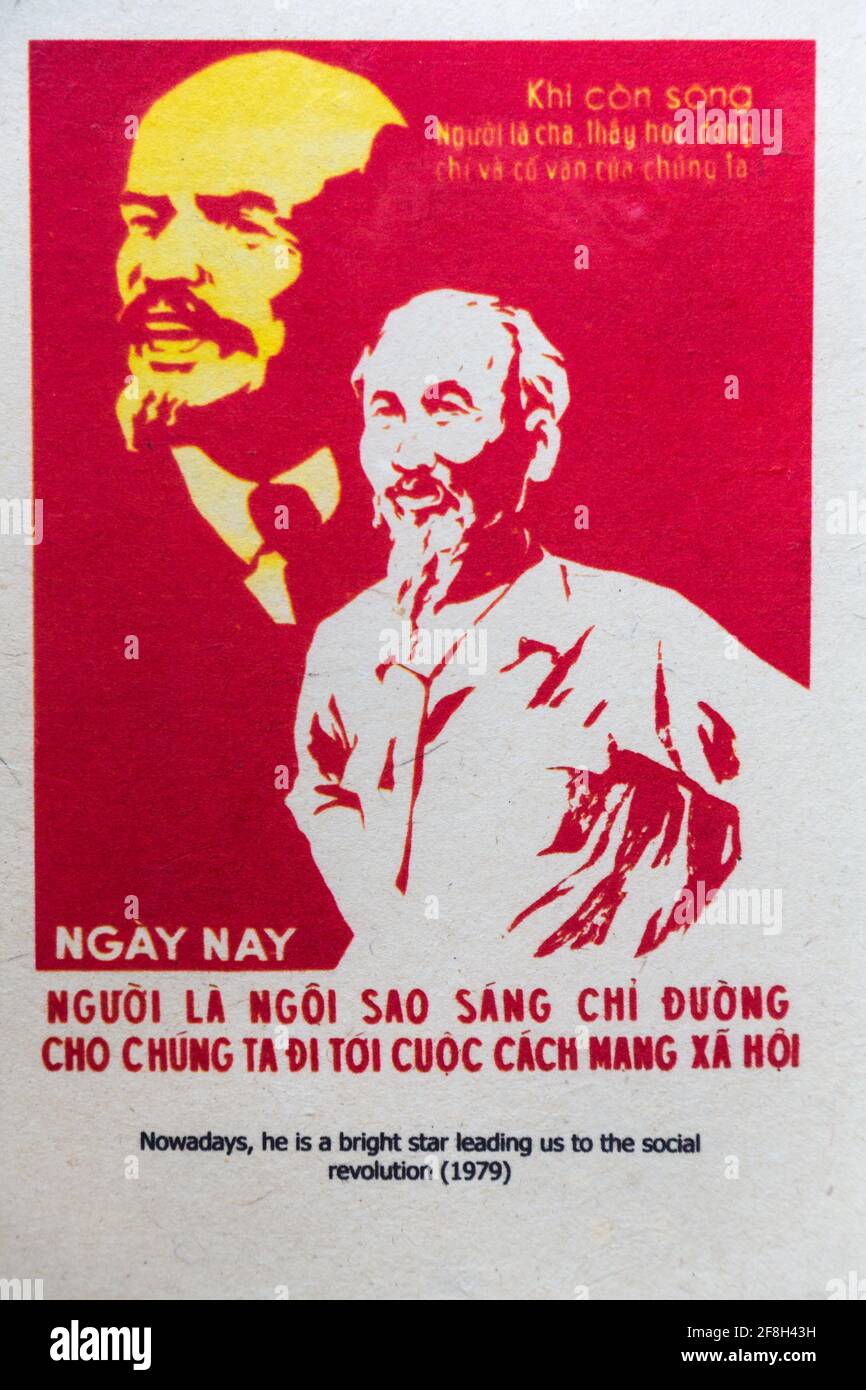 Cartel de propaganda comunista con Ho Chi Minh, Vietnam Fotografía de stock  - Alamy
