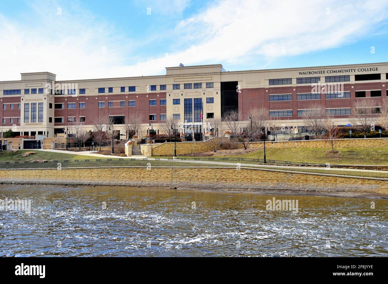 Colegio comunitario de waubonsee fotografías e imágenes de alta