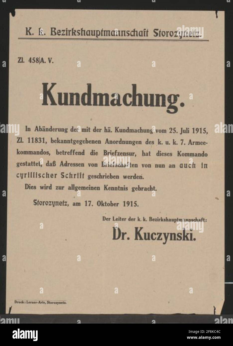 Dirección de cartas - Anuncio - Storozynetz Permiso para dirigir letras en fuente cirílica - Storozynetz, el 17 de octubre de 1915 - el jefe de K. Equipo principal del distrito: Dr. Kuczynski - zl. 458 / a.. V. Foto de stock