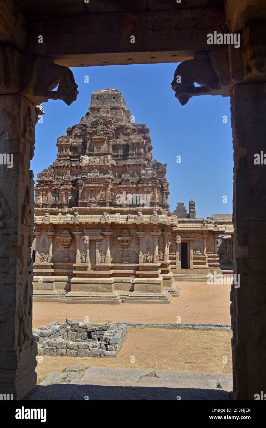 Hazara Rama Templo mong las ruinas de Hampi del siglo 14th Imperio Vijayanagara en Hampi, Karnataka, India Patrimonio de la Humanidad de la Unesco Foto de stock