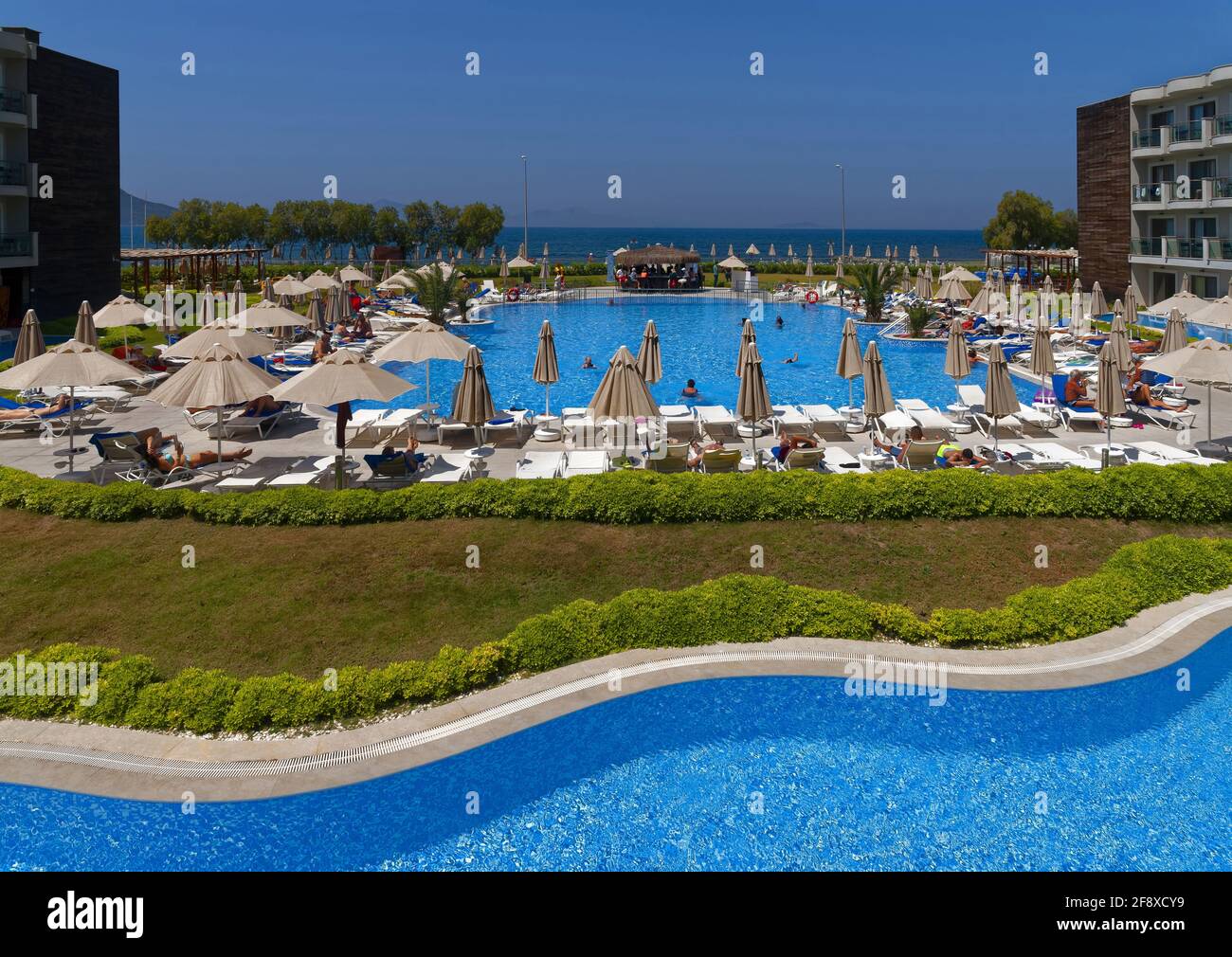 Área de Hotel y Piscina, Turgutreis, Mugla, Bodrum, Turquía Foto de stock