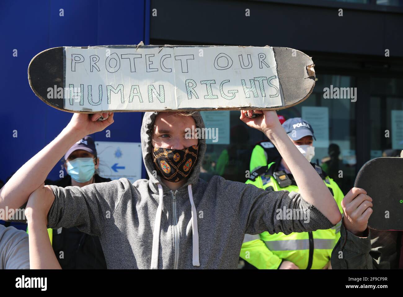 Math the Bill Protestes, Brighton, Reino Unido, 17th de abril de 2021 Foto de stock