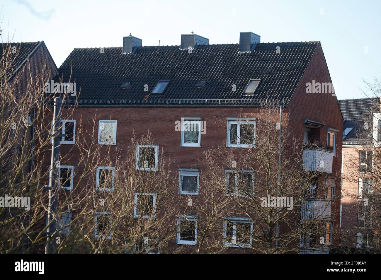 Modernes Wohngebäude aus Backstein, Mehrfamilienhaus, , Bremen, Deutschland, Europa Foto de stock