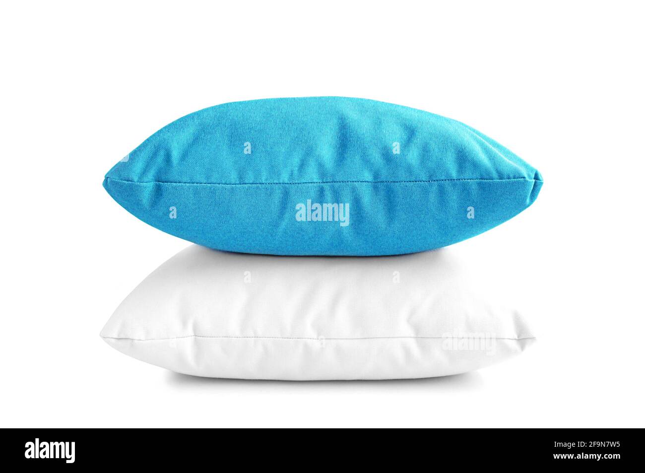 Almohada o almohada pequeña para bebé Imágenes recortadas de stock - Alamy
