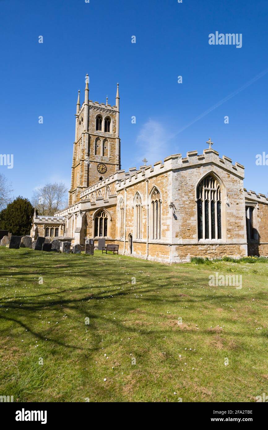 Iglesia Parroquial Anglicana de St Andrews.Denton, Lincolnshire, Inglaterra Foto de stock