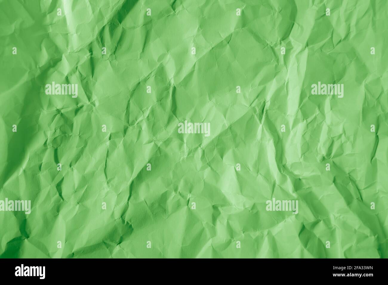 Fondo de textura de papel verde arrugado Fotografía de stock - Alamy